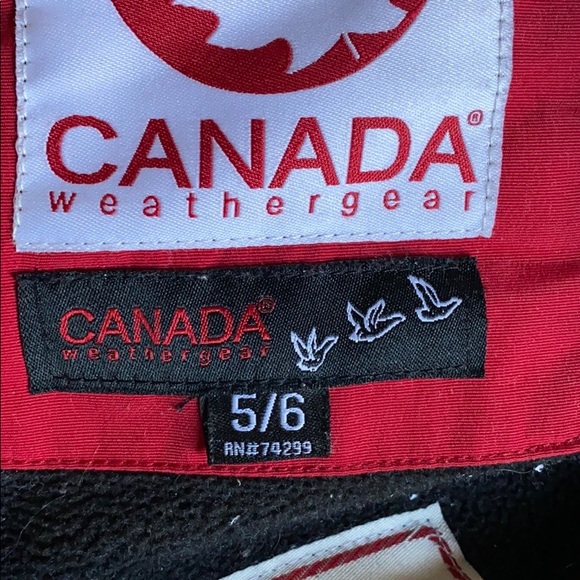 COPY - Canada 🇨🇦 weather gear faux for coat 🧥 - Picture 13 of 15
